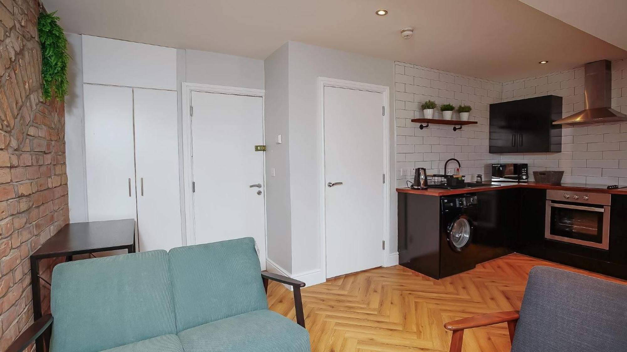 2 Bdr & 1 Bdr Apartments At Queens Uni By Belfast City Breaks Habitación foto